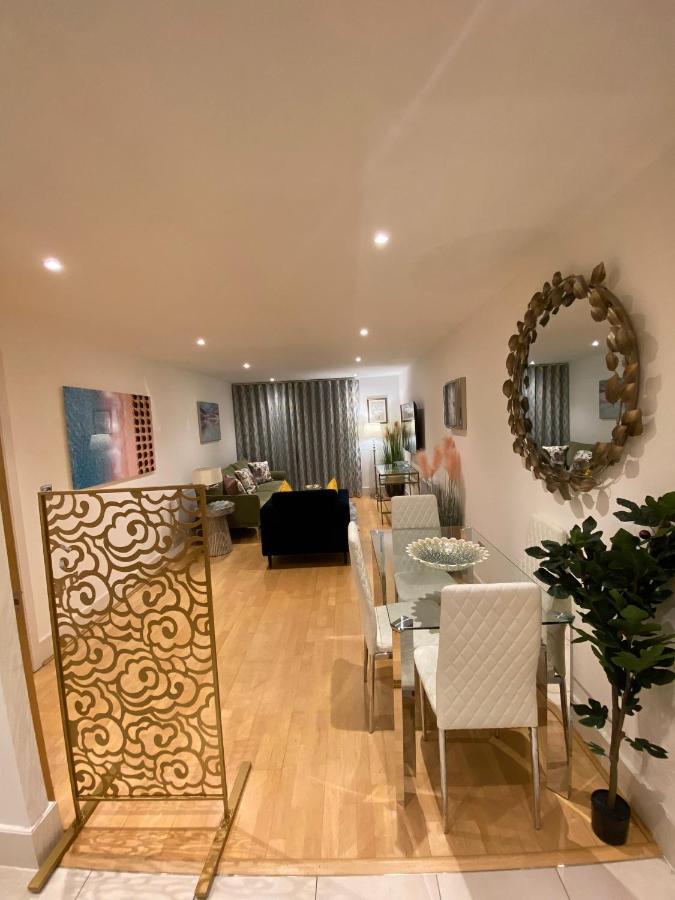 Fabulous 2 Bed Apartment In Vauxhall London Exterior photo